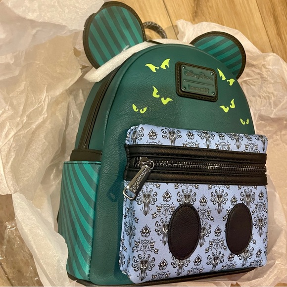 MOVING SALE! Mickey Mouse Main Attraction Loungefly Haunted Mansion 10/12 - Picture 8 of 9